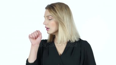 Öksürük, hasta genç kadın, beyaz arka plan