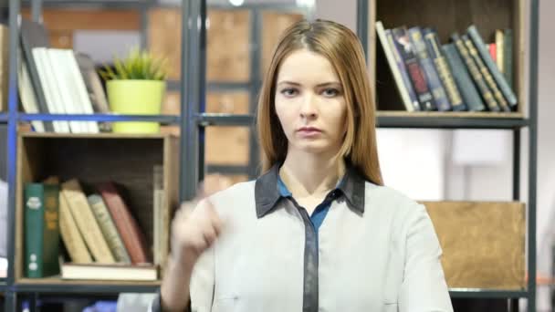 Woman Showing No by Waving fingers, Indoor Office — Stock Video