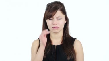 Baş ağrısı, üzgün gergin genç kız, beyaz arka plan