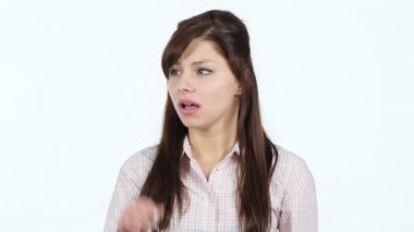 Hasta genç kızla öksürük, öksürük