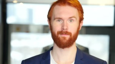 Merhaba jest işadamı, el sallayarak tarafından