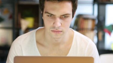 Tasarımı laptop, Önden Görünüm Tasarımcısı