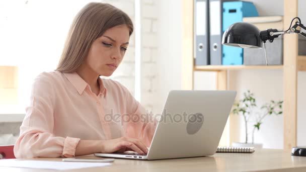 Testa lavoro video