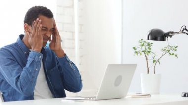 Baş ağrısı, Afro-Amerikan adam baş ağrısı ve hayal kırıklığı