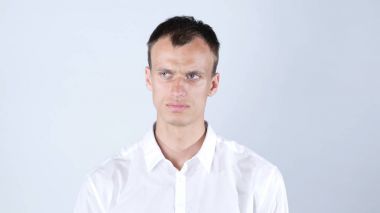 Kafası karışmış ve mutsuz işadamı hüzünlü ifadesi ile