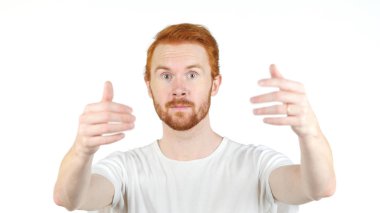 Yeni anlaşma, sunan genç kızıl saç sakal adam davet