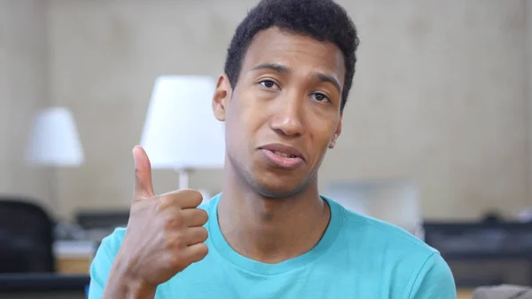 Thumbs Up by Young Afro-American Man for Work — Stock Photo, Image