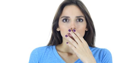 Şok, beyaz arka plan üzerinde kadın