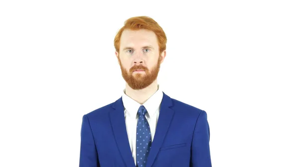Портрет рыжебородого бизнесмена, белый фон — стоковое фото