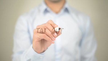 Vergi kesilmiş, şeffaf ekranda yazma adam