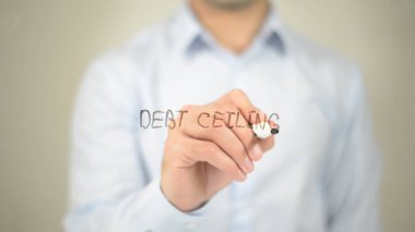 Borç Cieling, şeffaf ekranda yazma adam