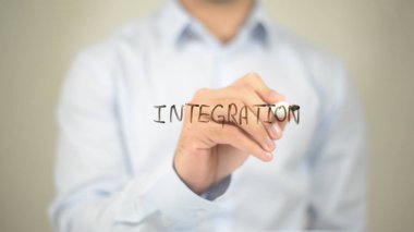 Tümleştirme, şeffaf ekranda yazma adam