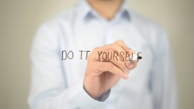 Kendin yap, Adam Şeffaf Ekranda Yazıyor