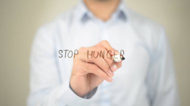 Açlık durdurmak, şeffaf ekran üzerinde yazılı adam