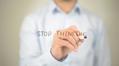 Düşünme, dostum şeffaf ekranda yazma durdurmak