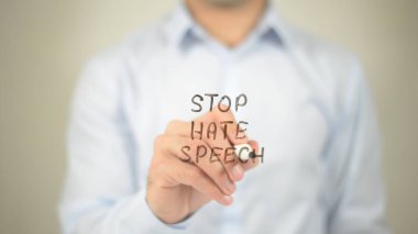 Nefret konuşma, şeffaf ekranda yazma adam durdurmak