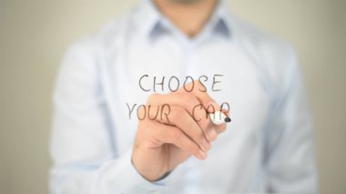 Seçmek senin otomobil, şeffaf ekranda yazma adam