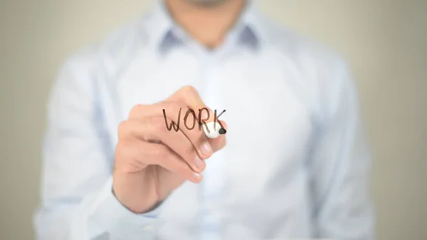 Trabajo, hombre escribiendo en pantalla transparente —  Fotos de Stock