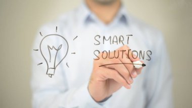 Akıllı Çözümler, Şeffaf Ekranda Yazan Adam