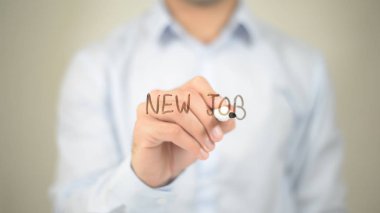 Yeni Görev, Saydam Ekranda Yazan Adam