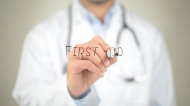 İlk yardım, Doktor şeffaf ekranda yazma
