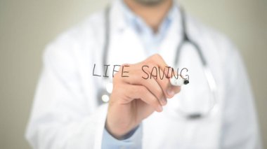 Hayatını kurtarmak, şeffaf ekranda yazma doktor