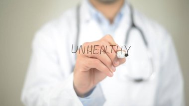 Sağlıksız, şeffaf ekranda yazma doktor