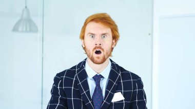 Şok, erkekte sakal için beklenmedik sürpriz jesti