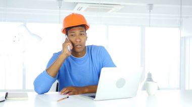 Evet, iş yerinde arama katılıyor mimari mühendis