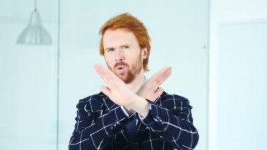 Hayır, kafa sallayarak teklif inkar adam reddetme