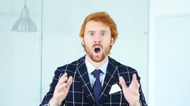 Başarısızlık, büyük kayıp sonra üzgün adam jesti