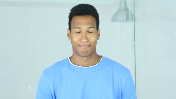 Portrait of Positive Afro-American Man Looking in Camera — Stock Video