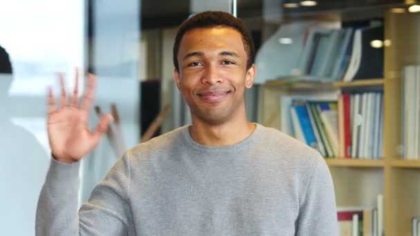 Hello Young Afro American Man Waving Hand — Stock Video