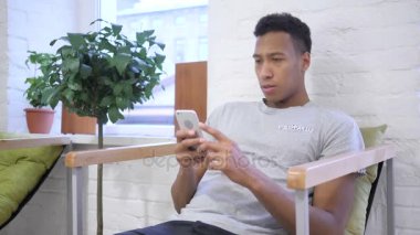 Kaybı, Afrika Tasarımcısı hatası smartphone cep telefonu ile izlemek