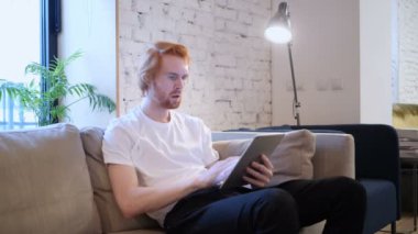 Kaybı yaratıcı adam Tablet kullanma Office tarafından tepki