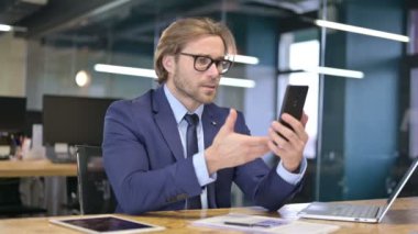 Smartphone 'daki Kayıp İşadamı Üzgündü 