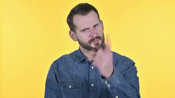 Angry Beard Young Man Screaming, Yellow Background — 비디오