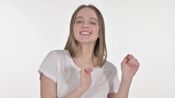 Bailando hermosa mujer feliz, fondo blanco — Foto de Stock