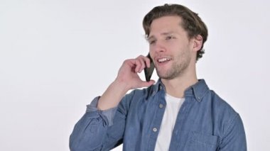 Beyaz Arkaplanda Akıllı Telefondan Konuşan Genç Adamın Portresi