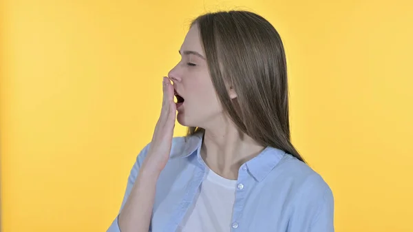 Sleepy Casual Young Woman Yawning , Yellow Background — 스톡 사진