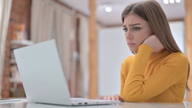 Dizüstü bilgisayardan Genç Kadın İzleme Sonuçları