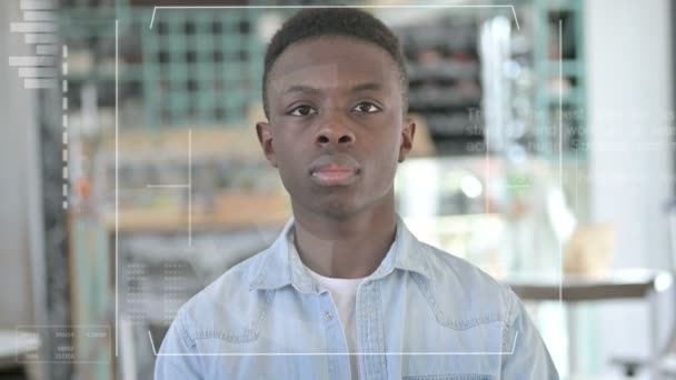顔認識,若いアフリカ人男性に付与されたアクセス — ストック動画