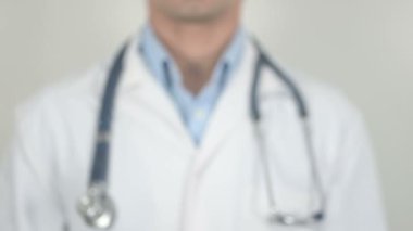 Antiviral, Doktor Ekrana Yazıyor