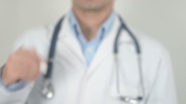 Klonlama, Doktor Ekranda Yazma