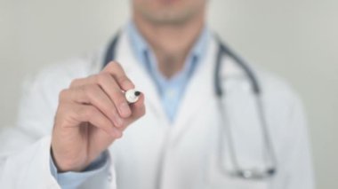 Ruh Sağlığı, Doktor Ekranda Yazıyor