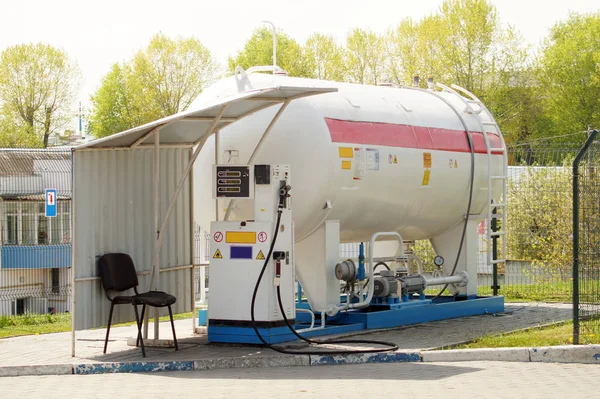 Sıvılaştırılmış gaz doldurmak için Lpg istasyonu. 