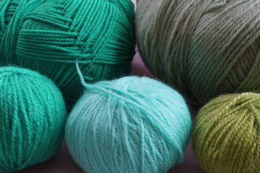 iş parçacığı tığ işi yün yeşil arka plan