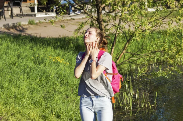 yaz sıcağında parkta yorucu