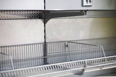 raflar ticaret, montaj ve demontaj için yükleme