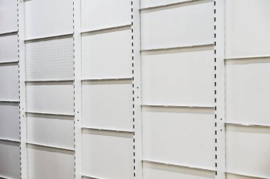 raflar ticaret, montaj ve demontaj için yükleme